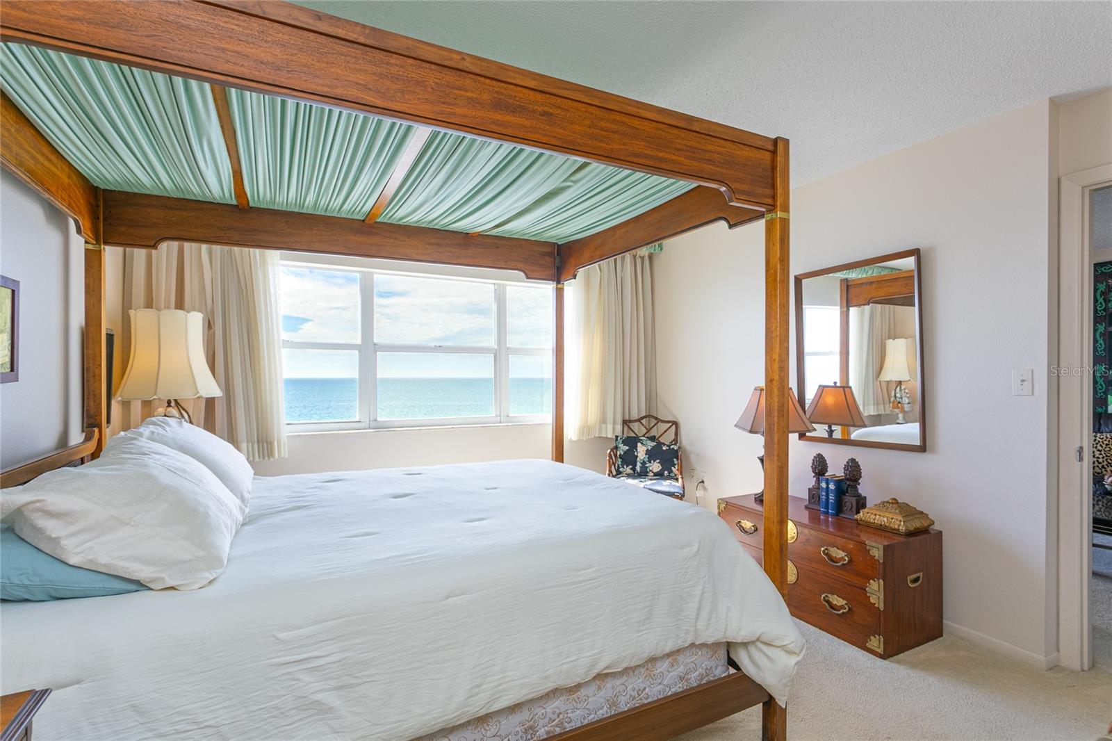 VENICE SANDS - Residential