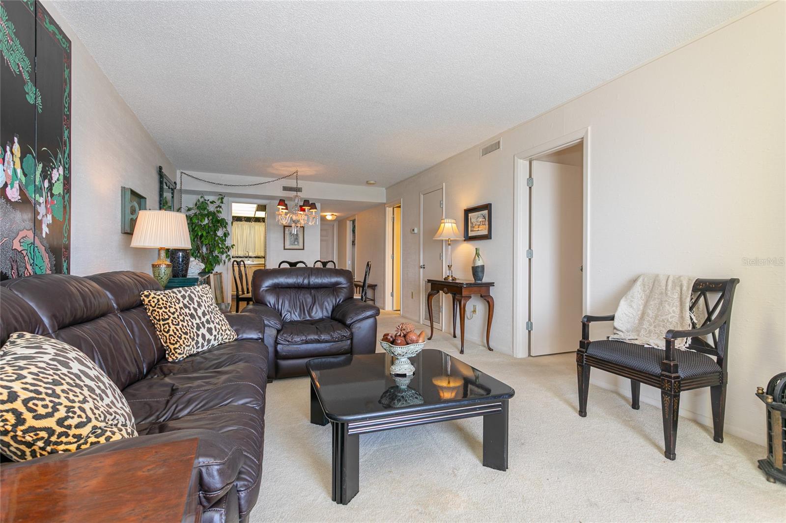 VENICE SANDS - Residential