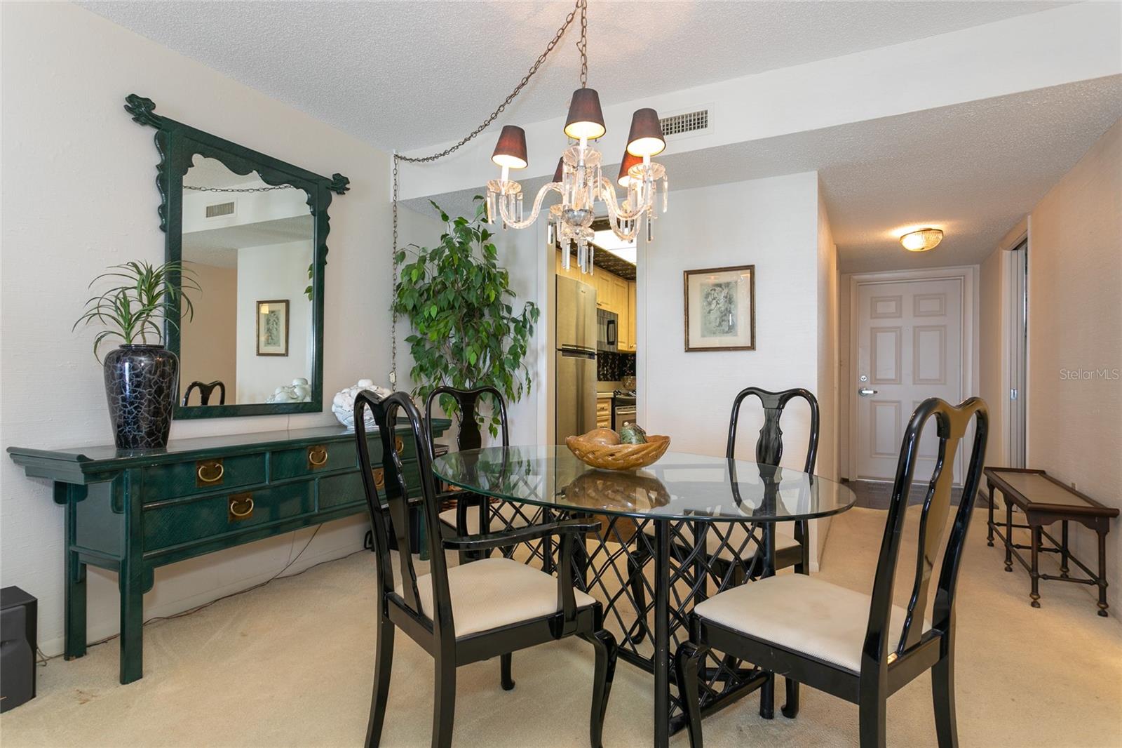 VENICE SANDS - Residential