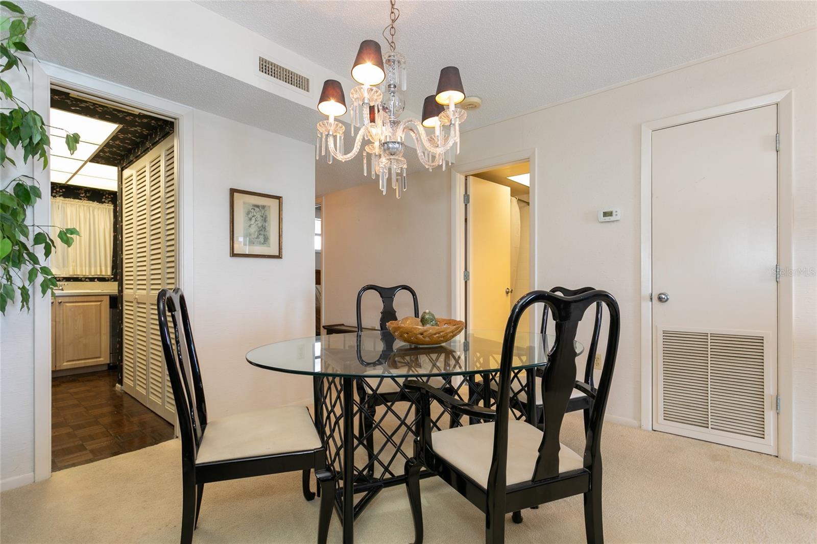 VENICE SANDS - Residential