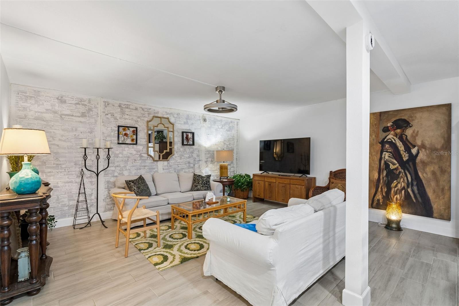 638 SAUSALITO BOULEVARD B5