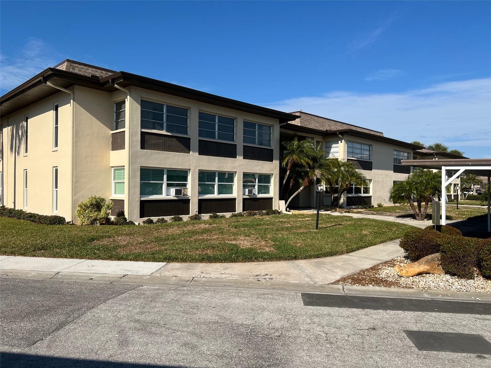 4715 JASPER DRIVE 208