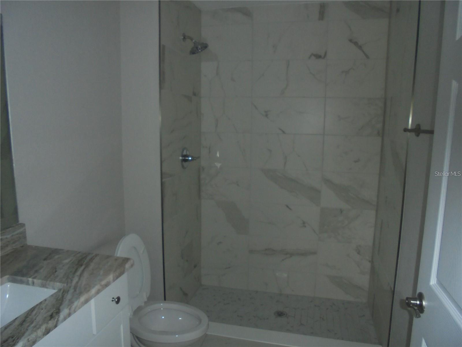 SILVER SPGS SHORES UN 36 - Residential Lease