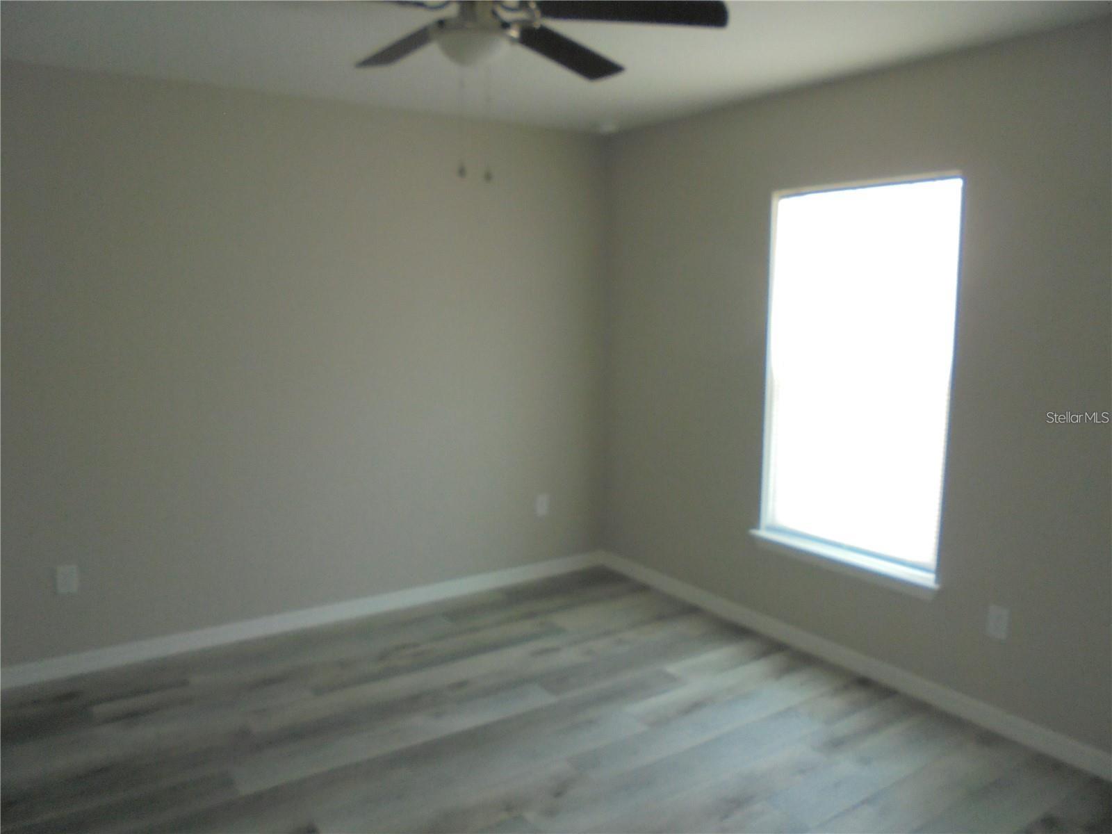 SILVER SPGS SHORES UN 36 - Residential Lease