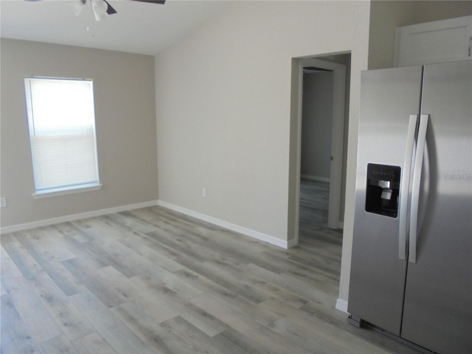 SILVER SPGS SHORES UN 36 - Residential Lease