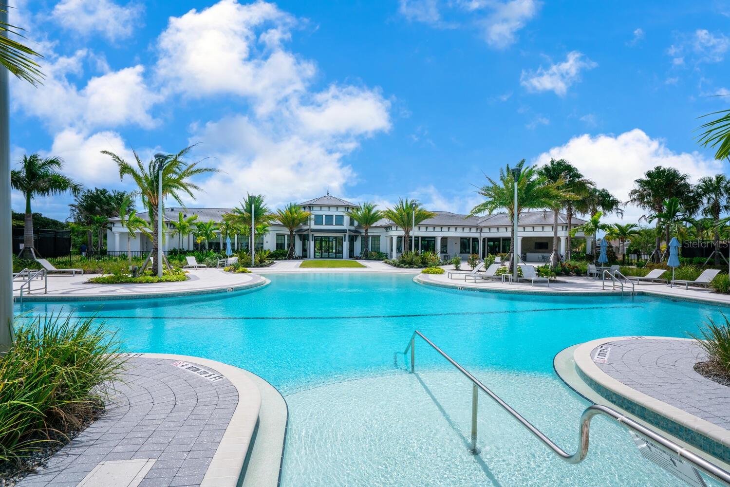 SUNRISE PRESERVE - Residential