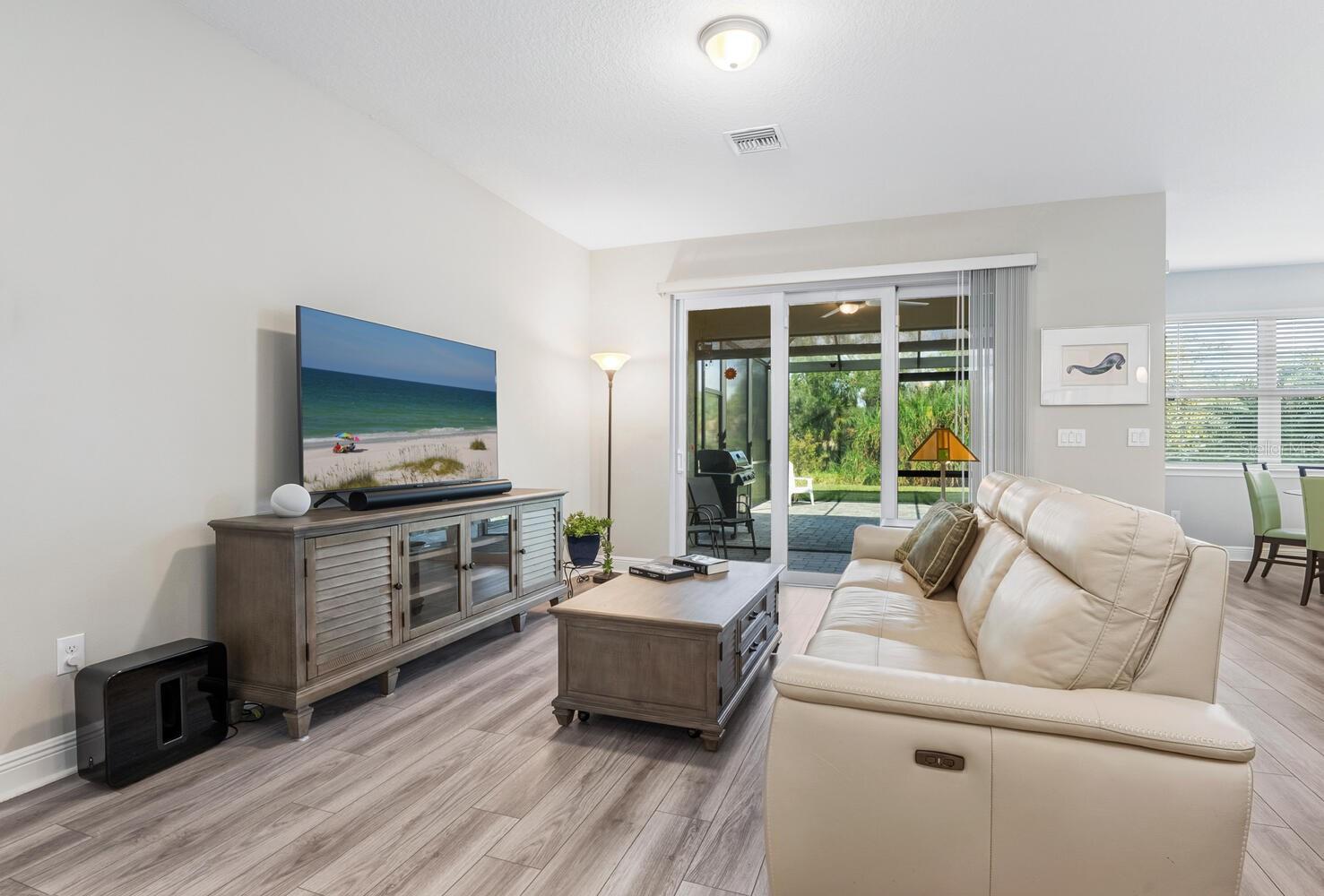 SUNRISE PRESERVE - Residential