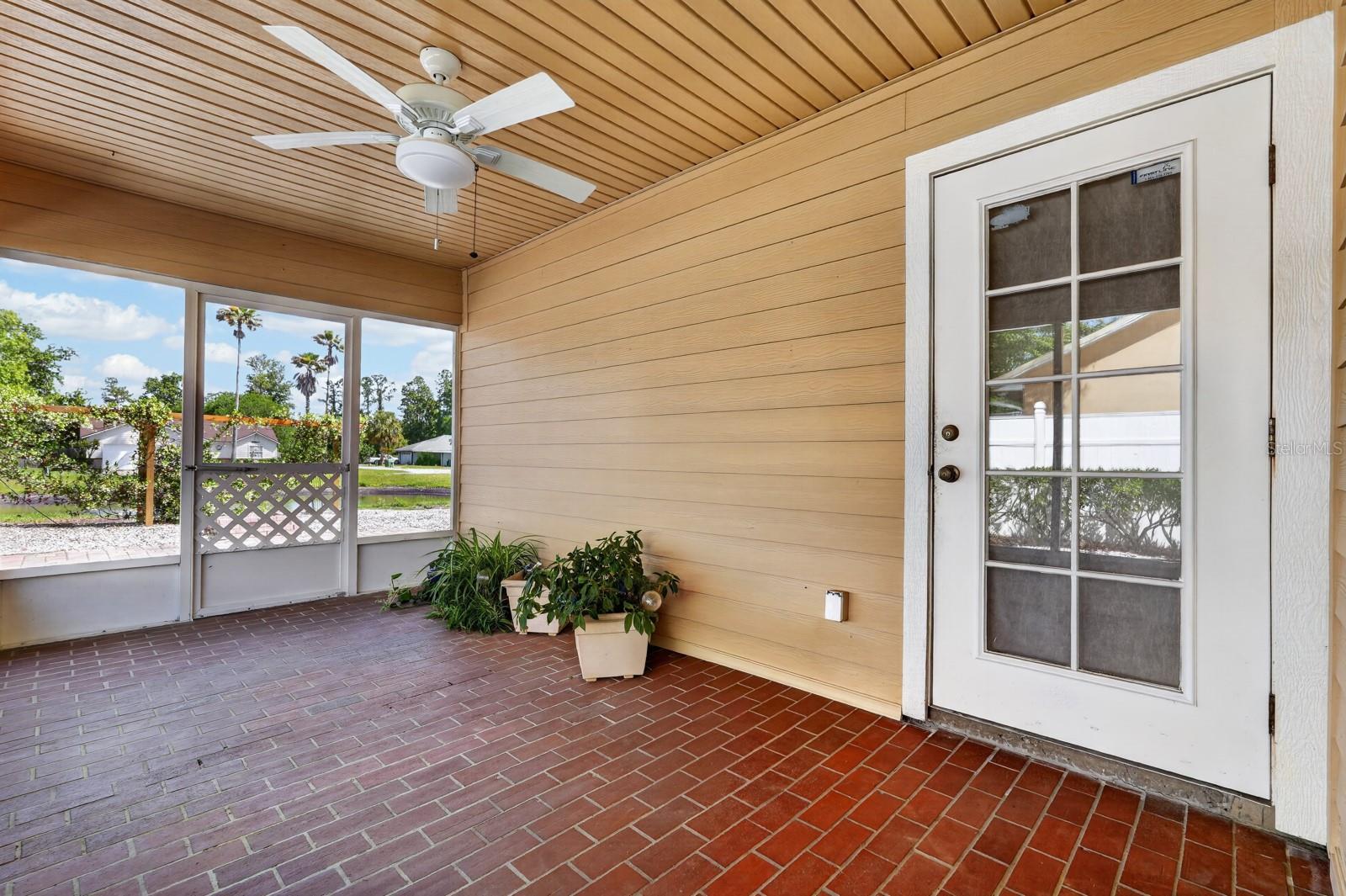 TIERRA WOODS - Residential