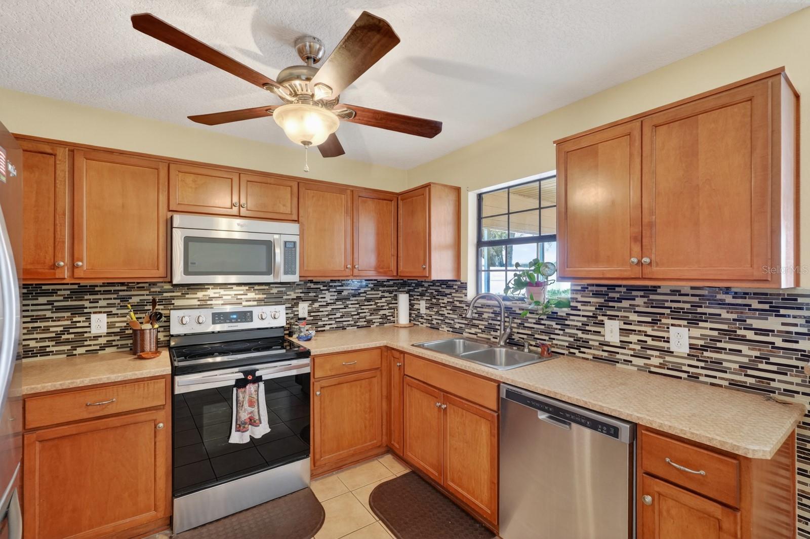 TIERRA WOODS - Residential