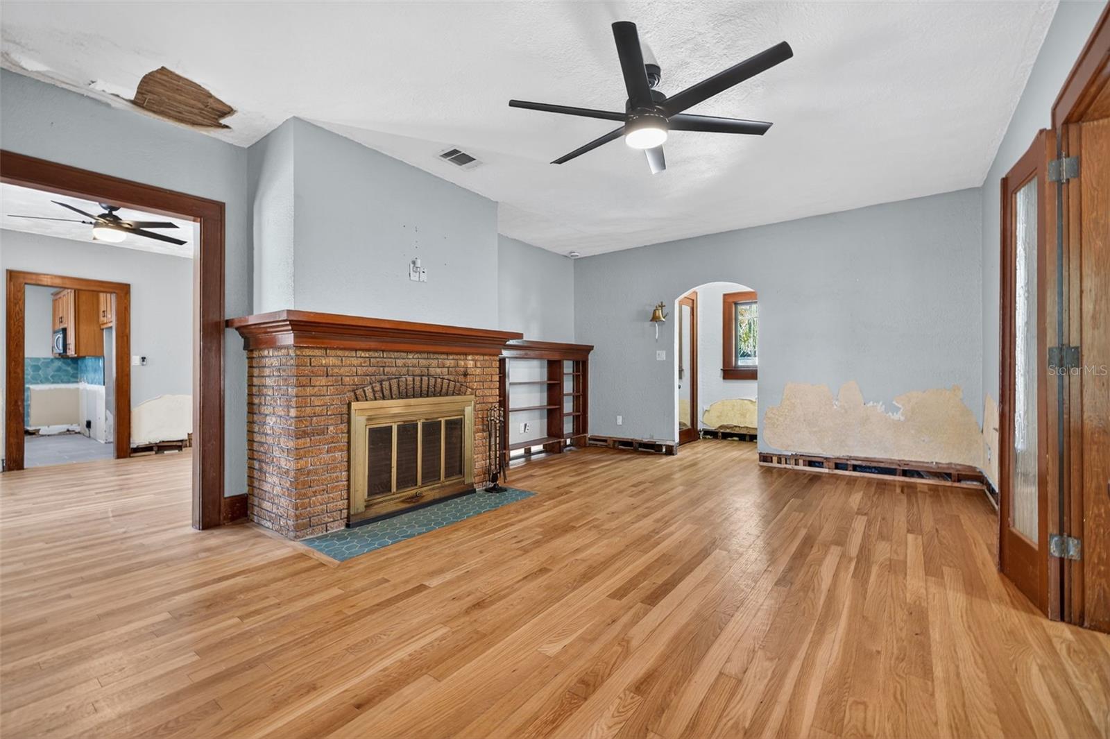 4218 HARRISBURG STREET NE