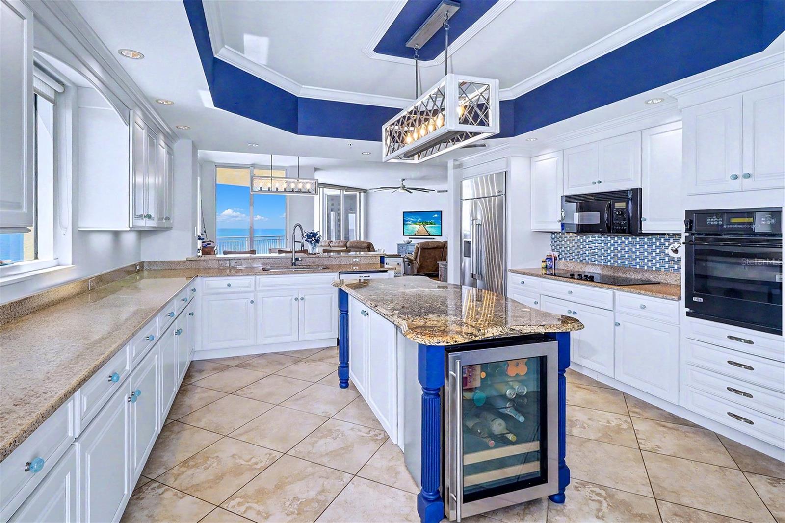 SERENO CONDO - Residential