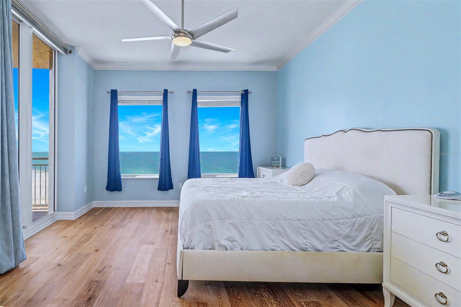 SERENO CONDO - Residential