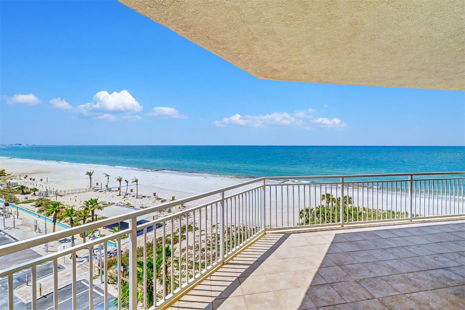SERENO CONDO - Residential