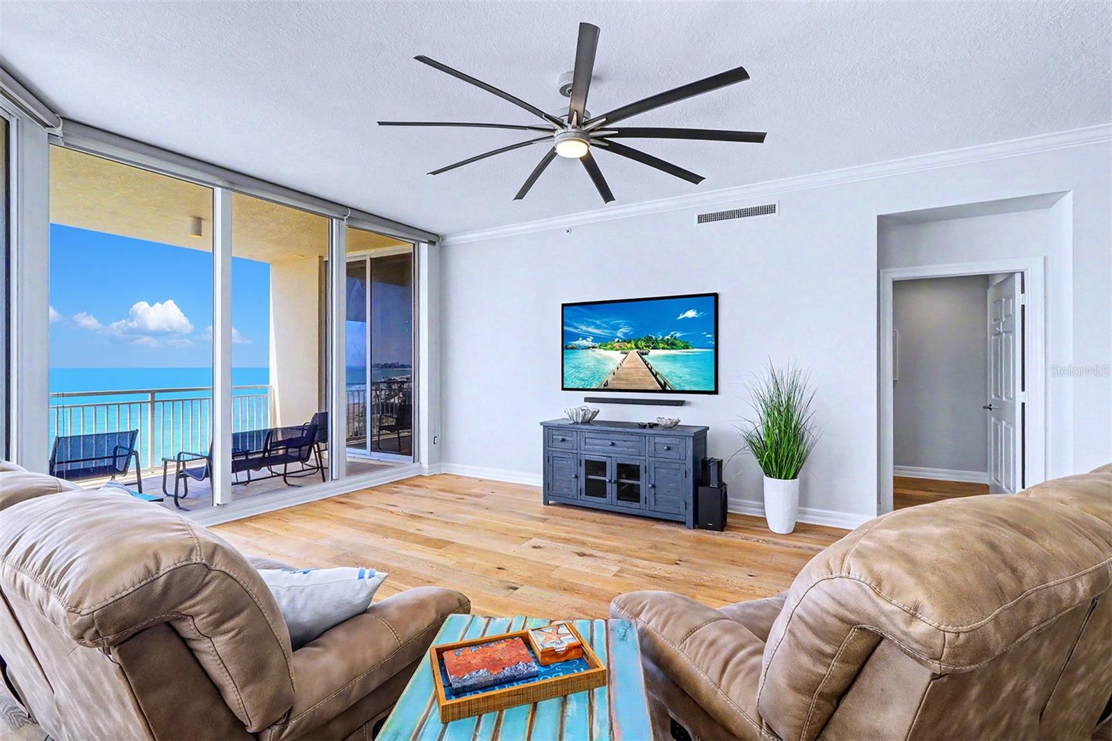 15208 GULF BOULEVARD 601