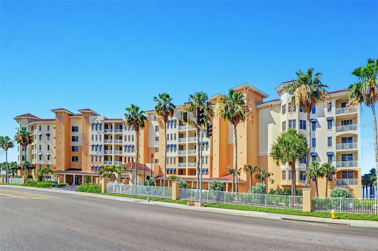 15208 GULF BOULEVARD 601