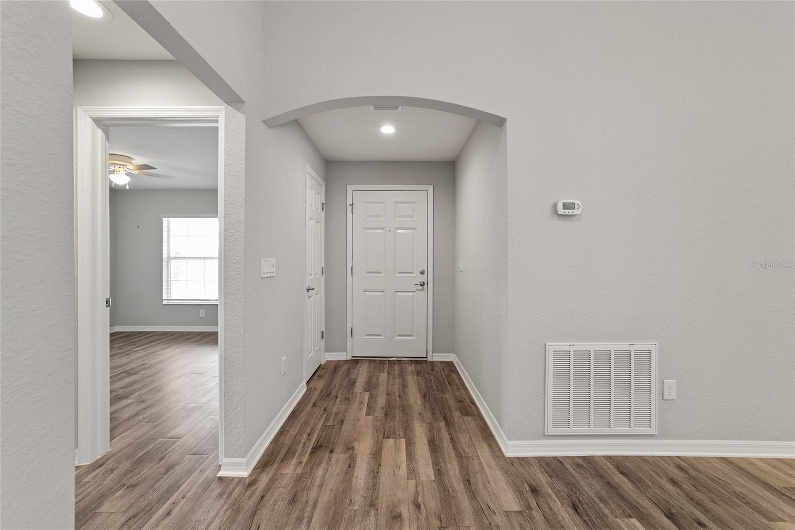 SUMMERCREST - Residential