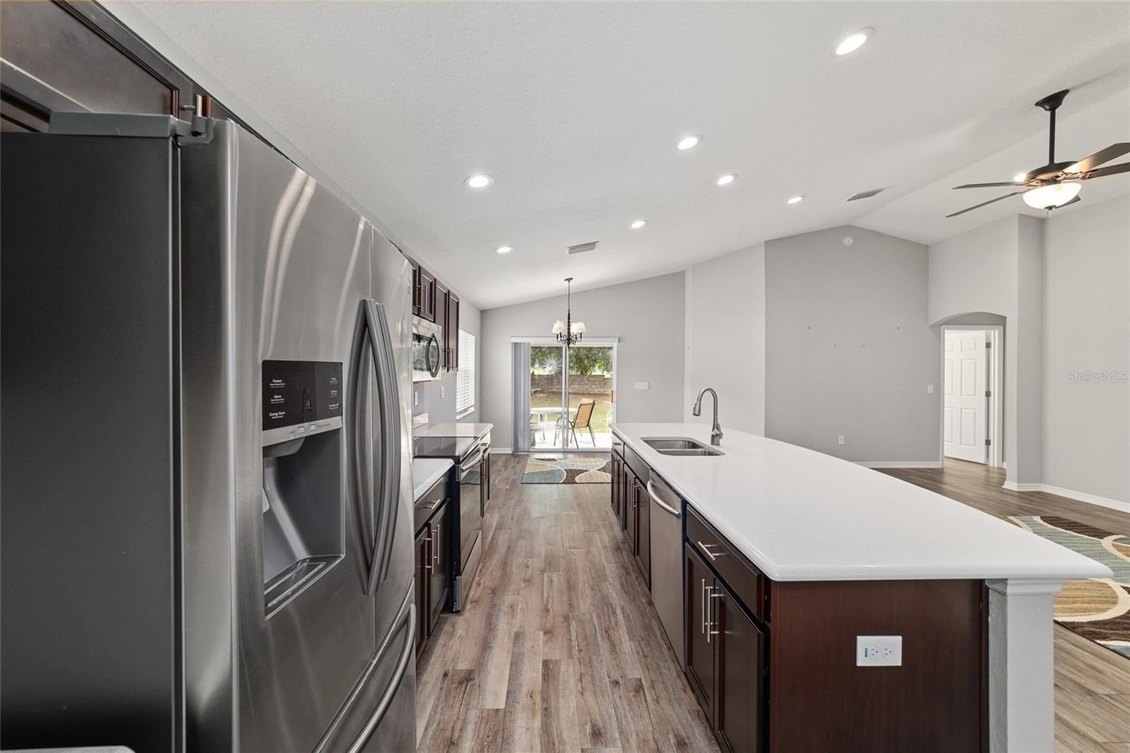 SUMMERCREST - Residential