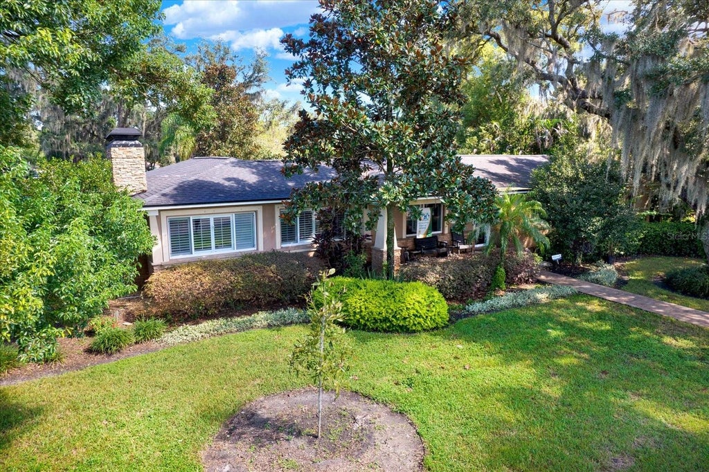 Photo of 302 Belle Terre Avenue, Temple Terrace, FL 33617 (MLS # TB8541949)