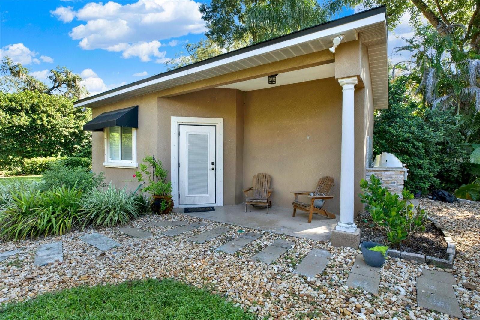 302 BELLE TERRE AVENUE