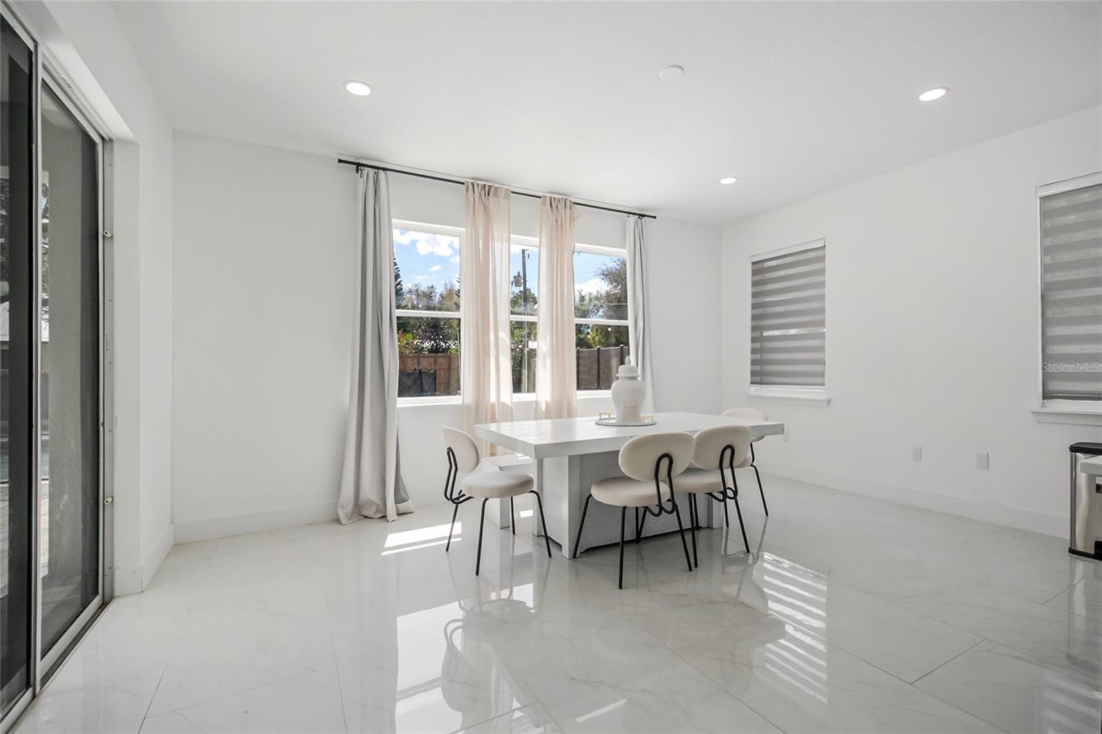 CHISHOLM TRAILS - Residential