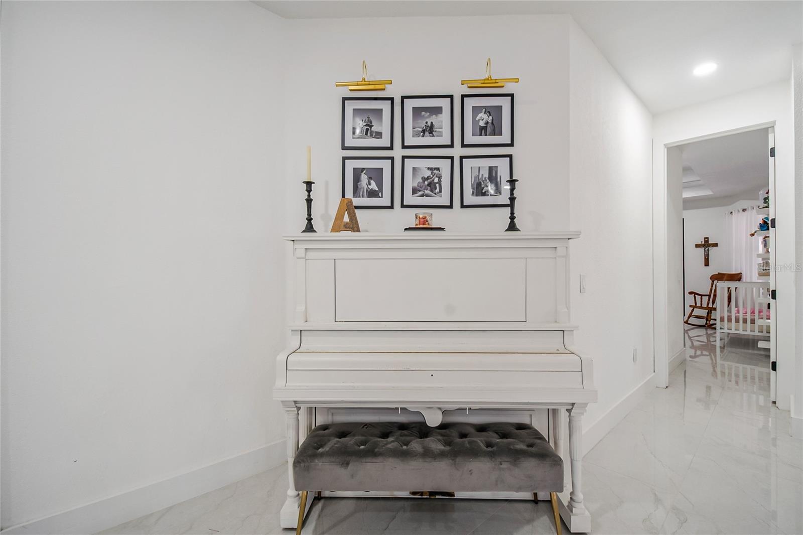 CHISHOLM TRAILS - Residential