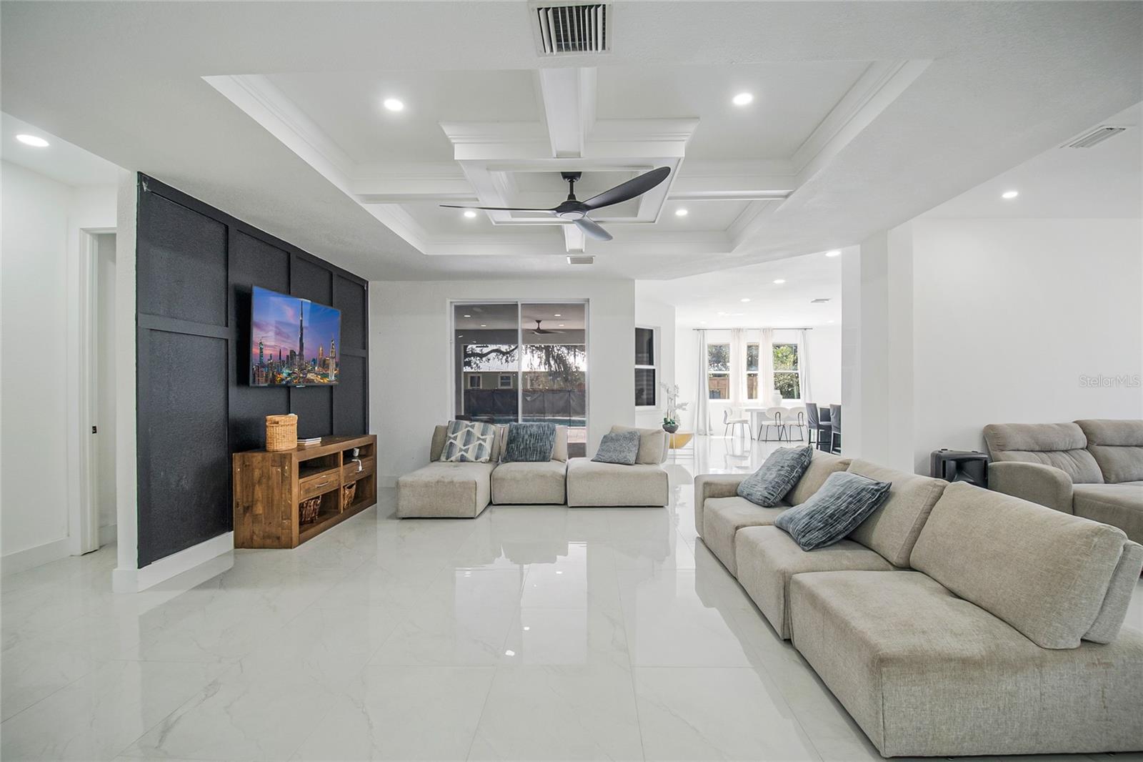 CHISHOLM TRAILS - Residential