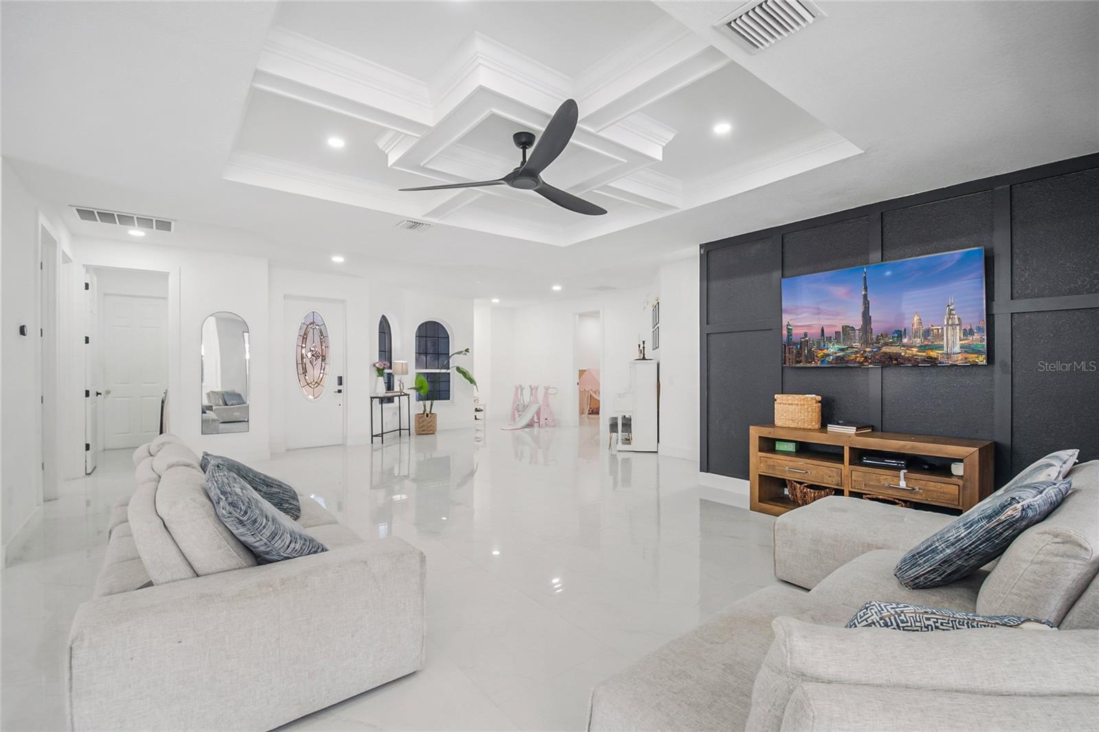 CHISHOLM TRAILS - Residential