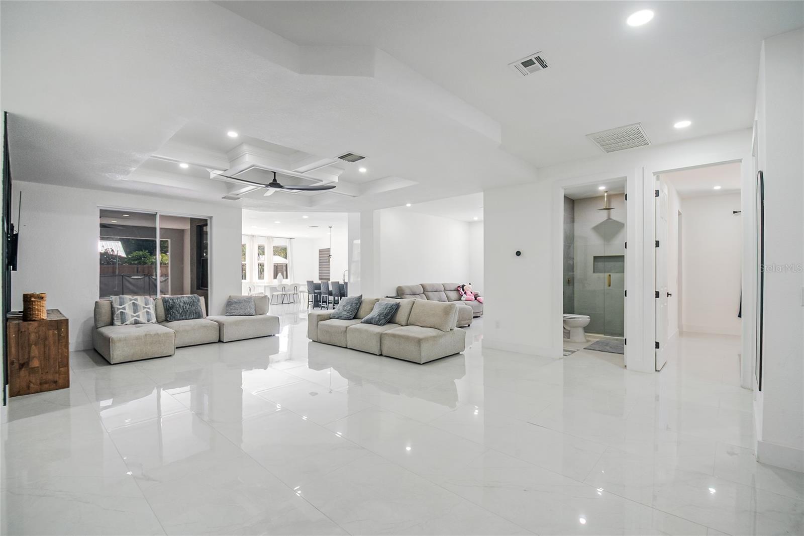 CHISHOLM TRAILS - Residential