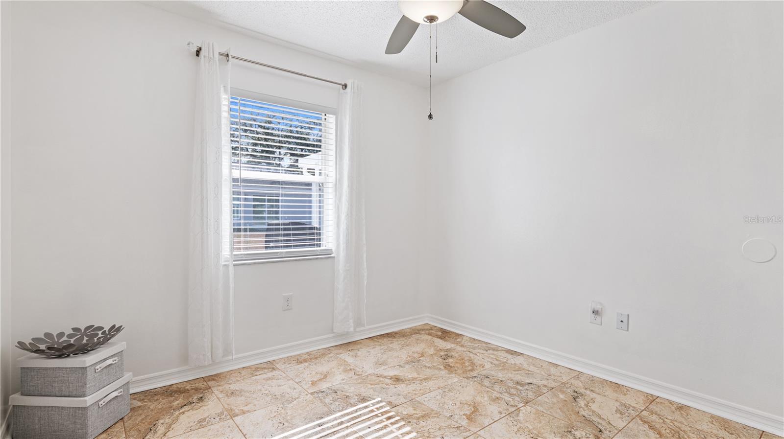 MARION OAKS UN 02 - Residential