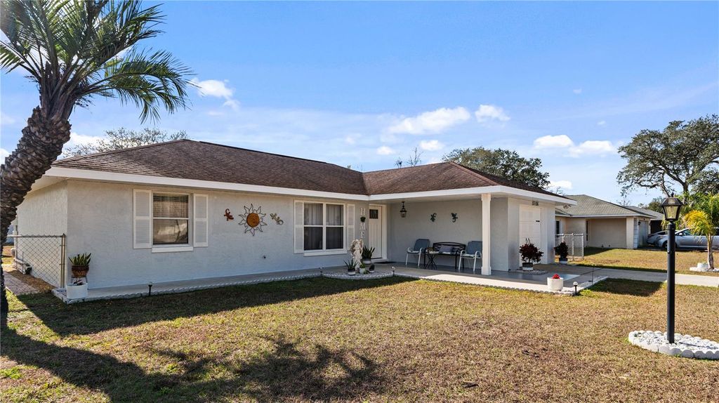Photo of 15106 SW 38th Circle, Ocala, FL 34473 (MLS # O6372725)