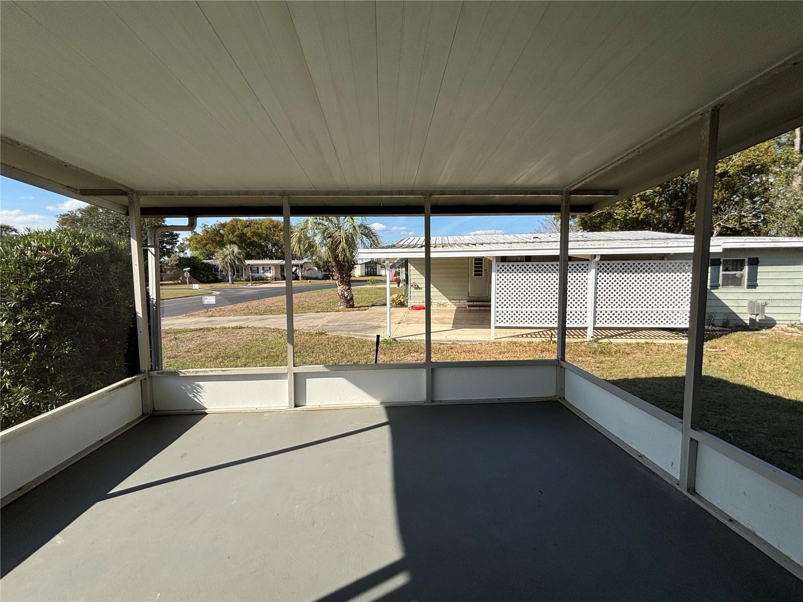 ZELLWOOD STATION - Residential