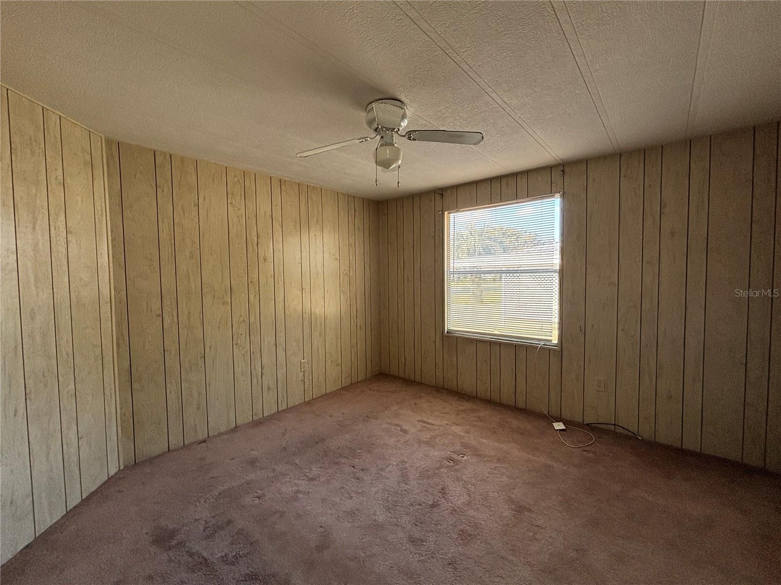 ZELLWOOD STATION - Residential