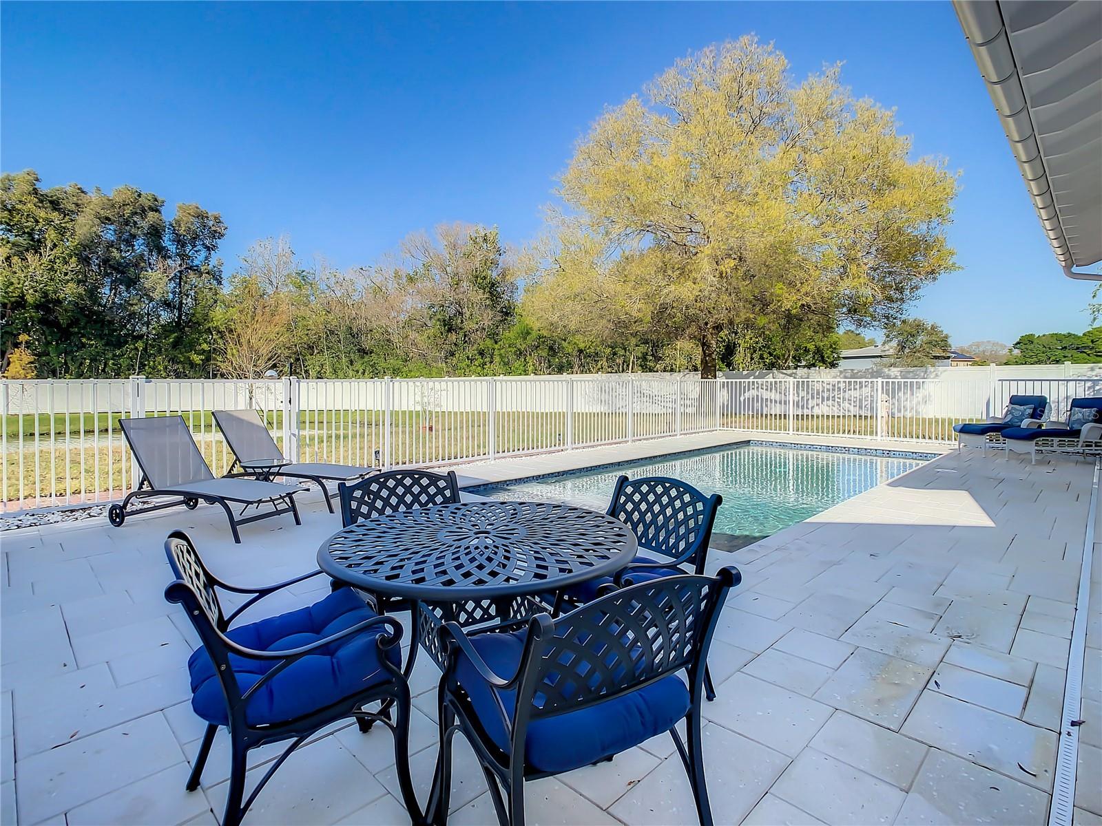 PINELLAS FARMS - Residential