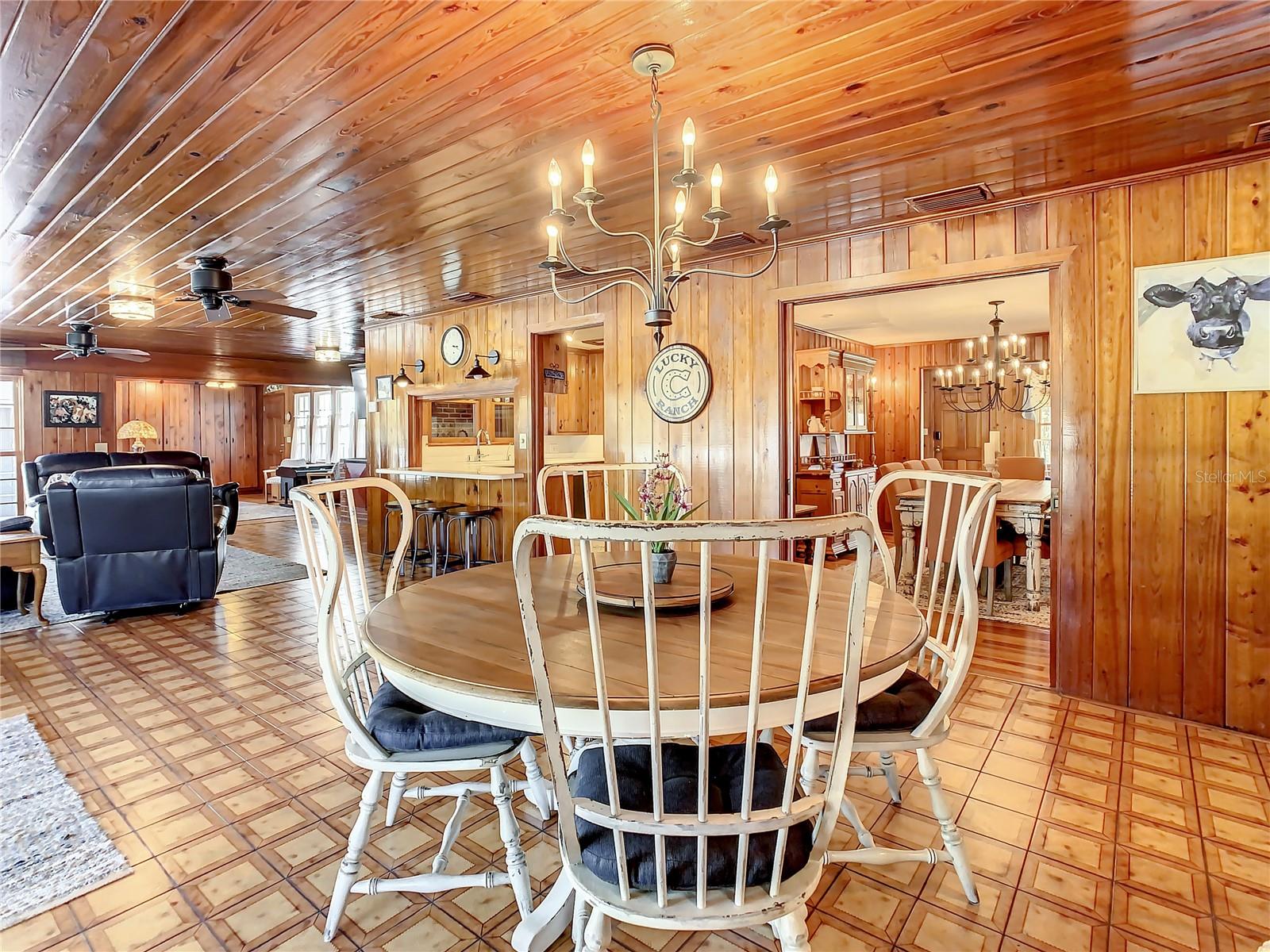 PINELLAS FARMS - Residential