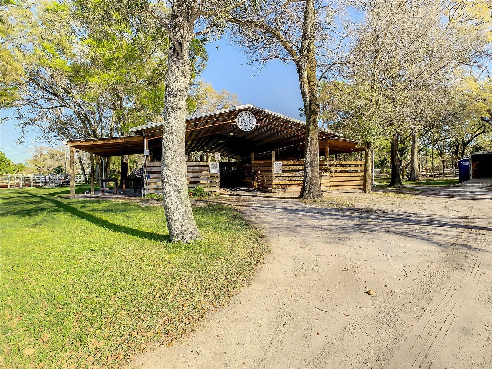 PINELLAS FARMS - Residential