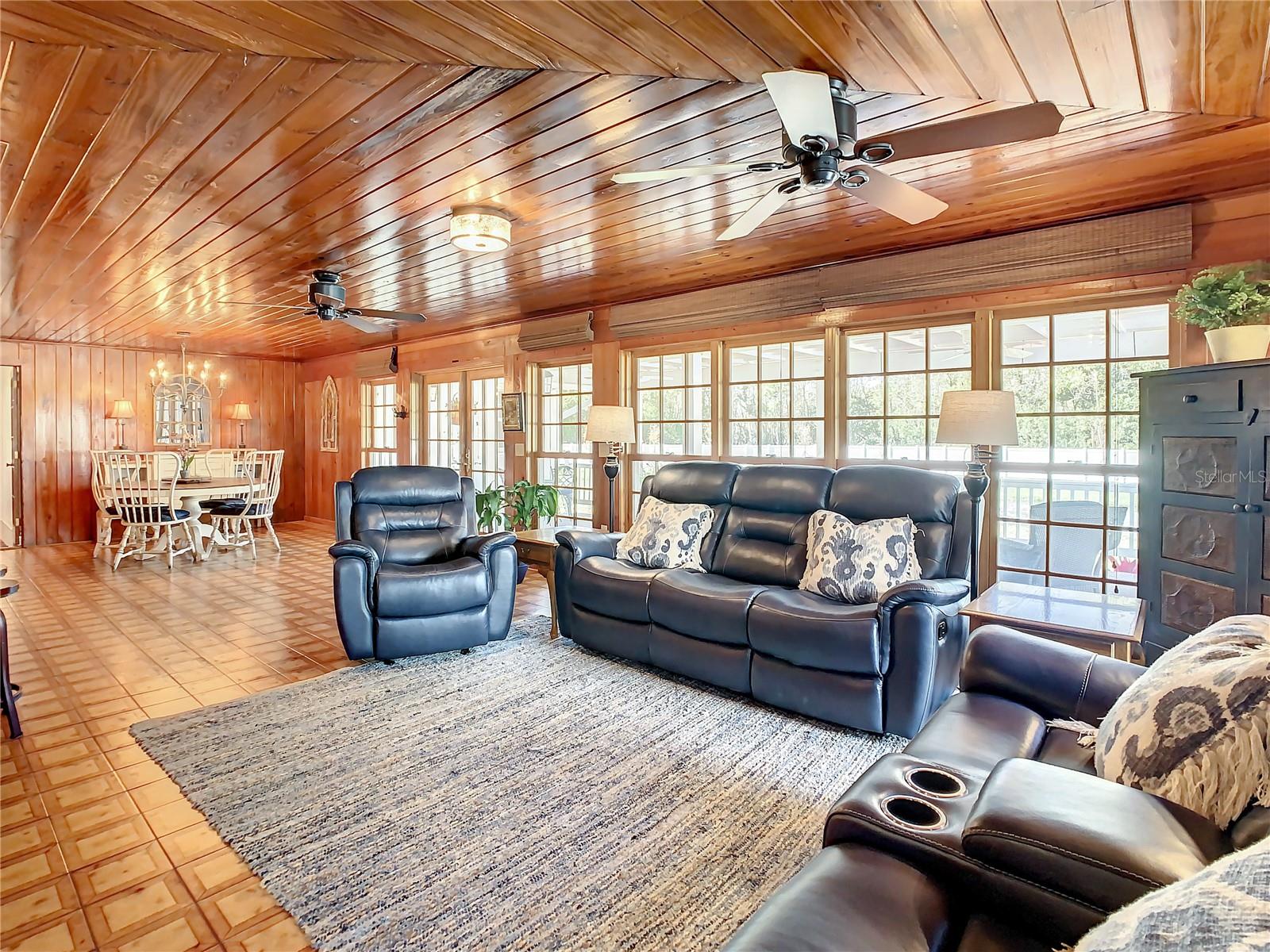 PINELLAS FARMS - Residential