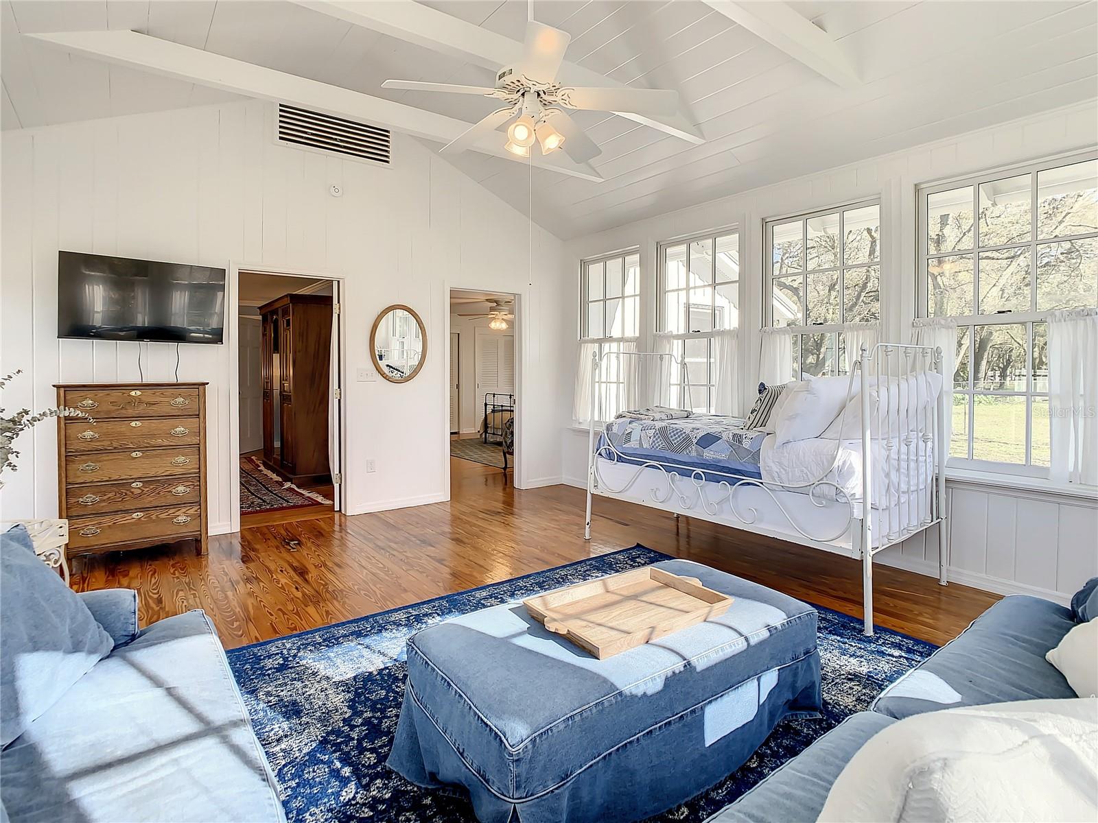 PINELLAS FARMS - Residential