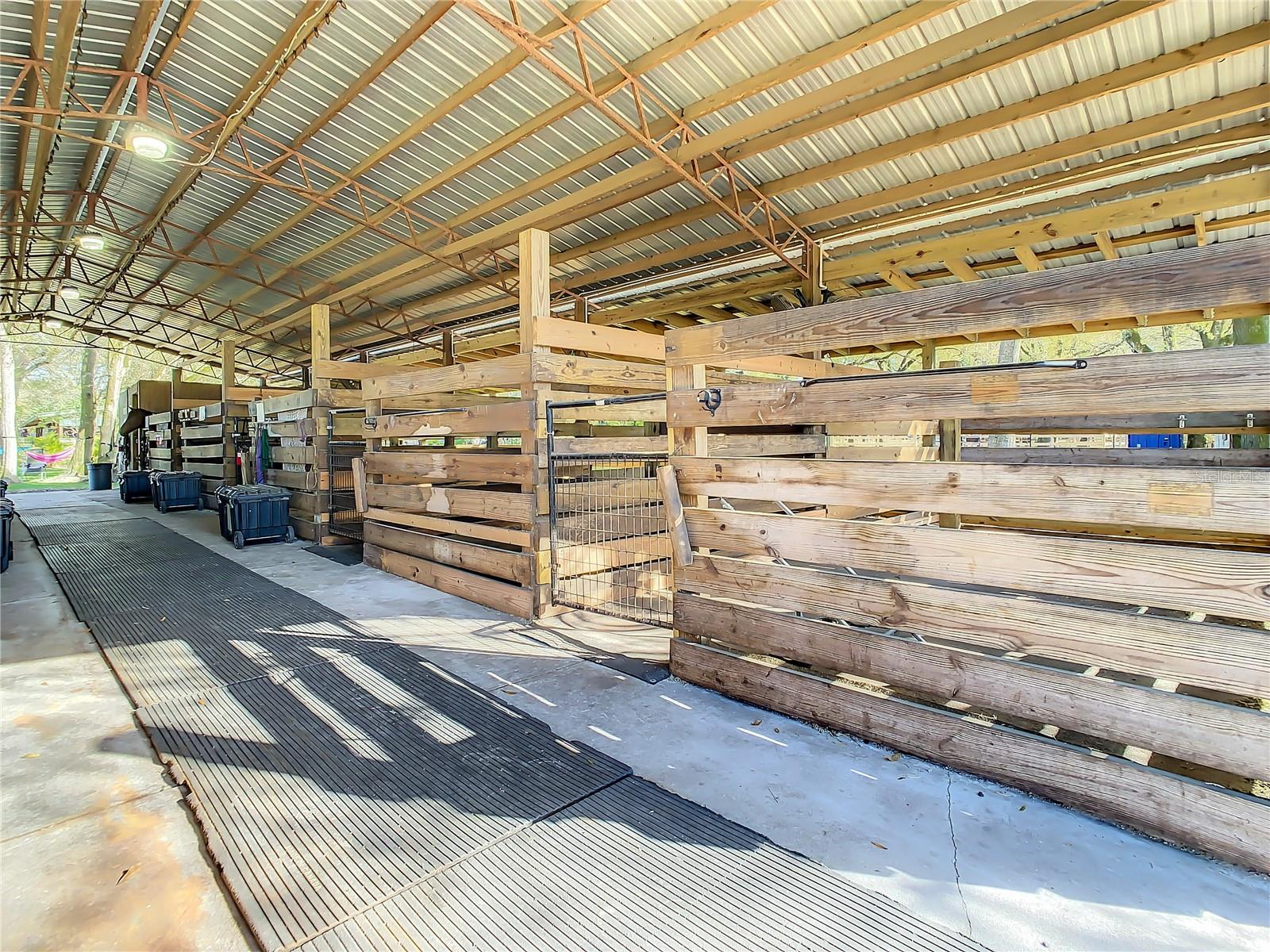 PINELLAS FARMS - Residential