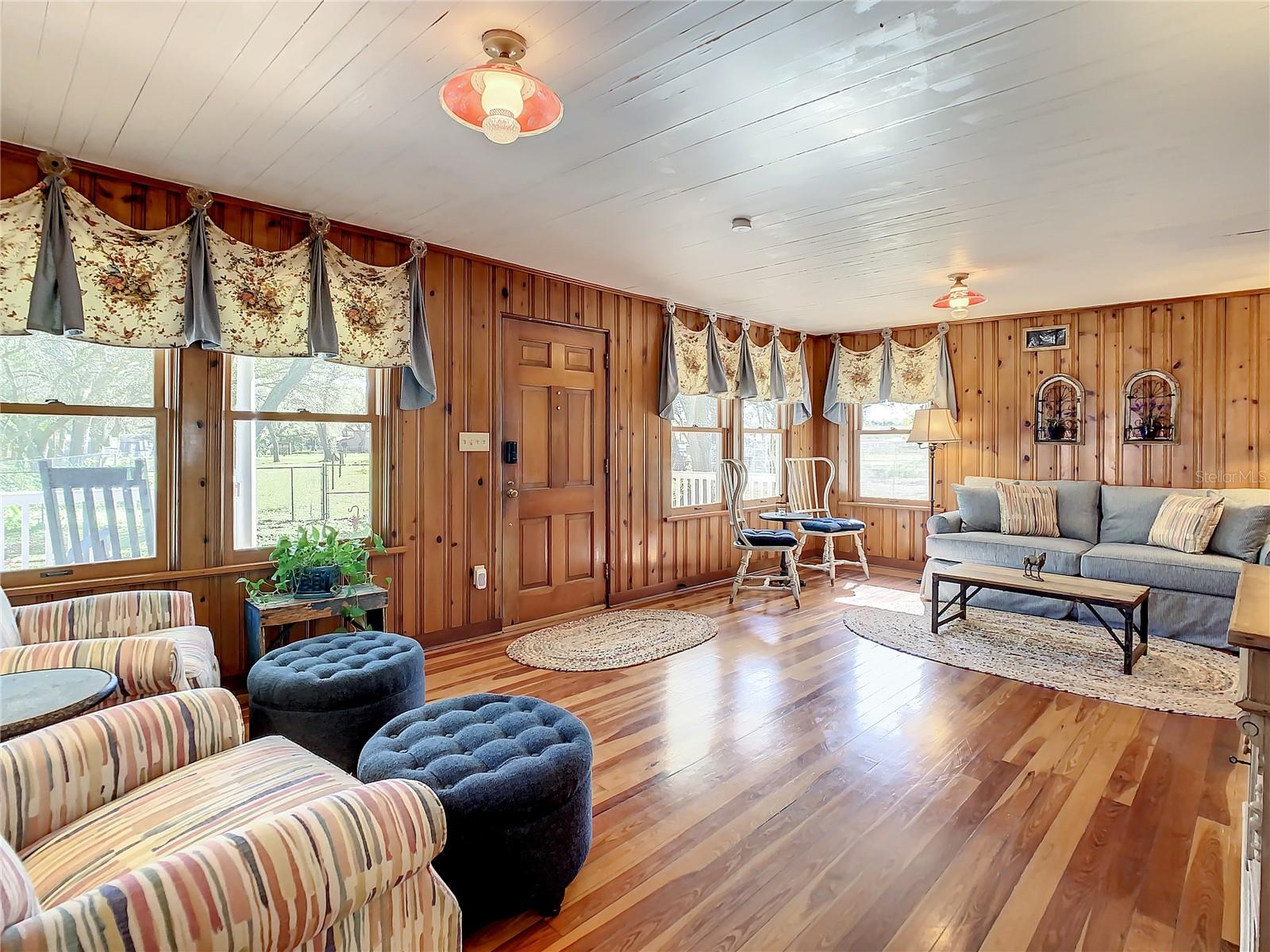 PINELLAS FARMS - Residential