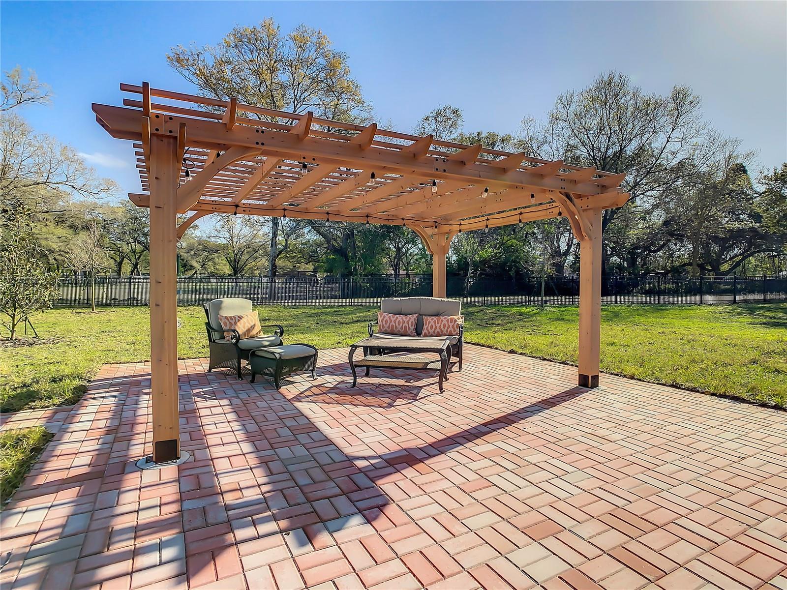 PINELLAS FARMS - Residential