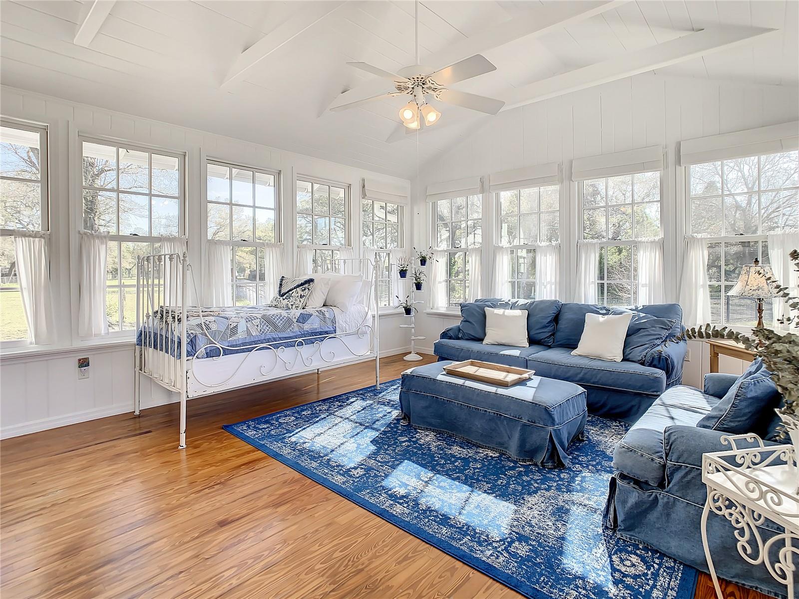 PINELLAS FARMS - Residential