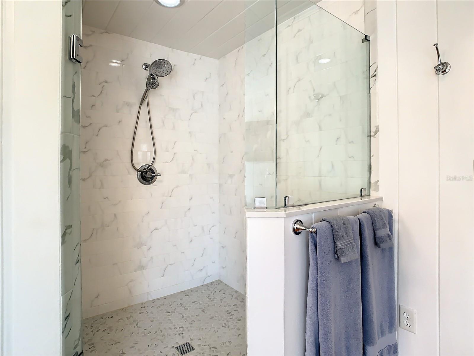 PINELLAS FARMS - Residential