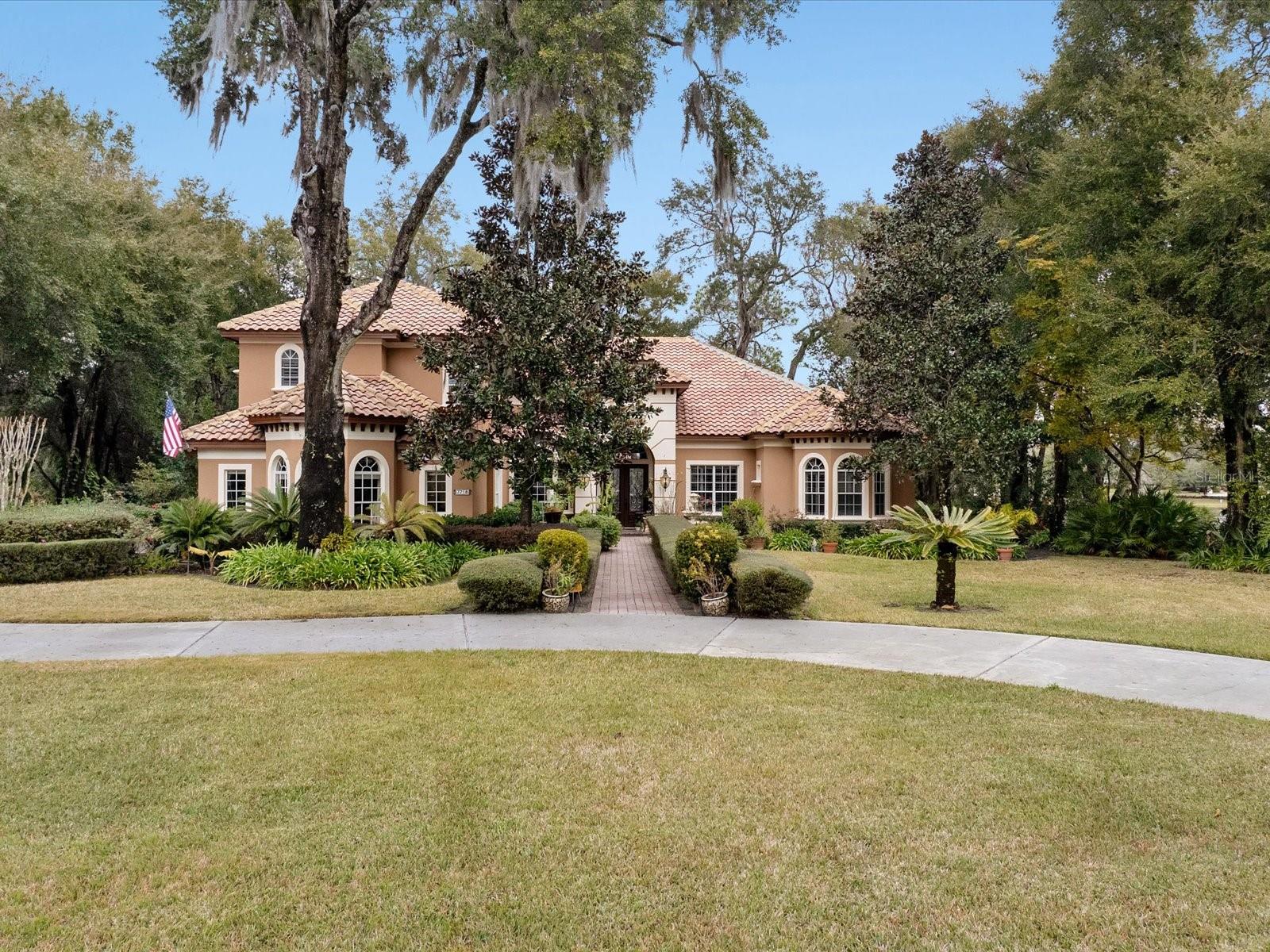 7718 FLEMINGWOOD COURT