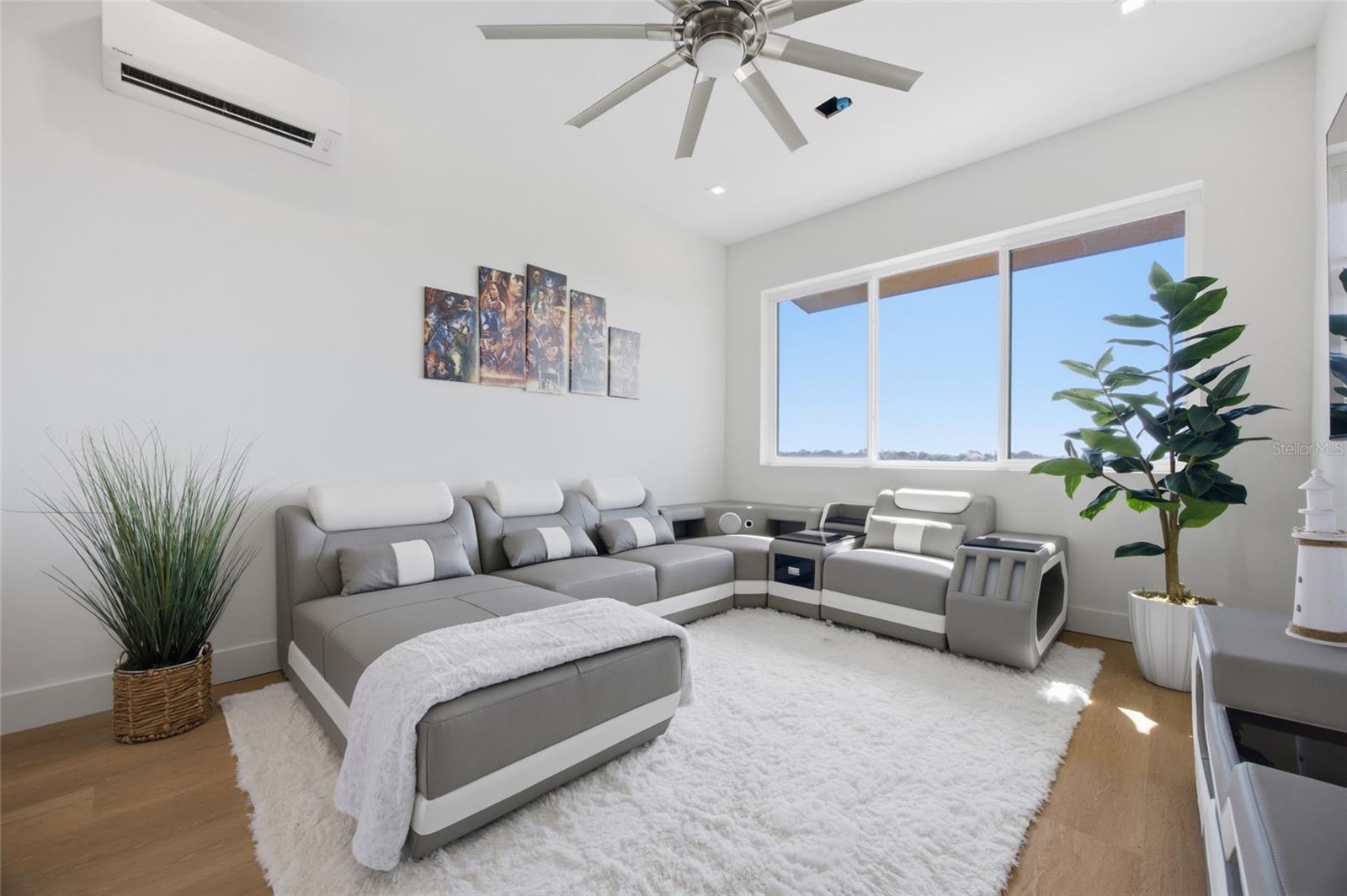 AQUA RESERVE TOWNHOMES - Residential