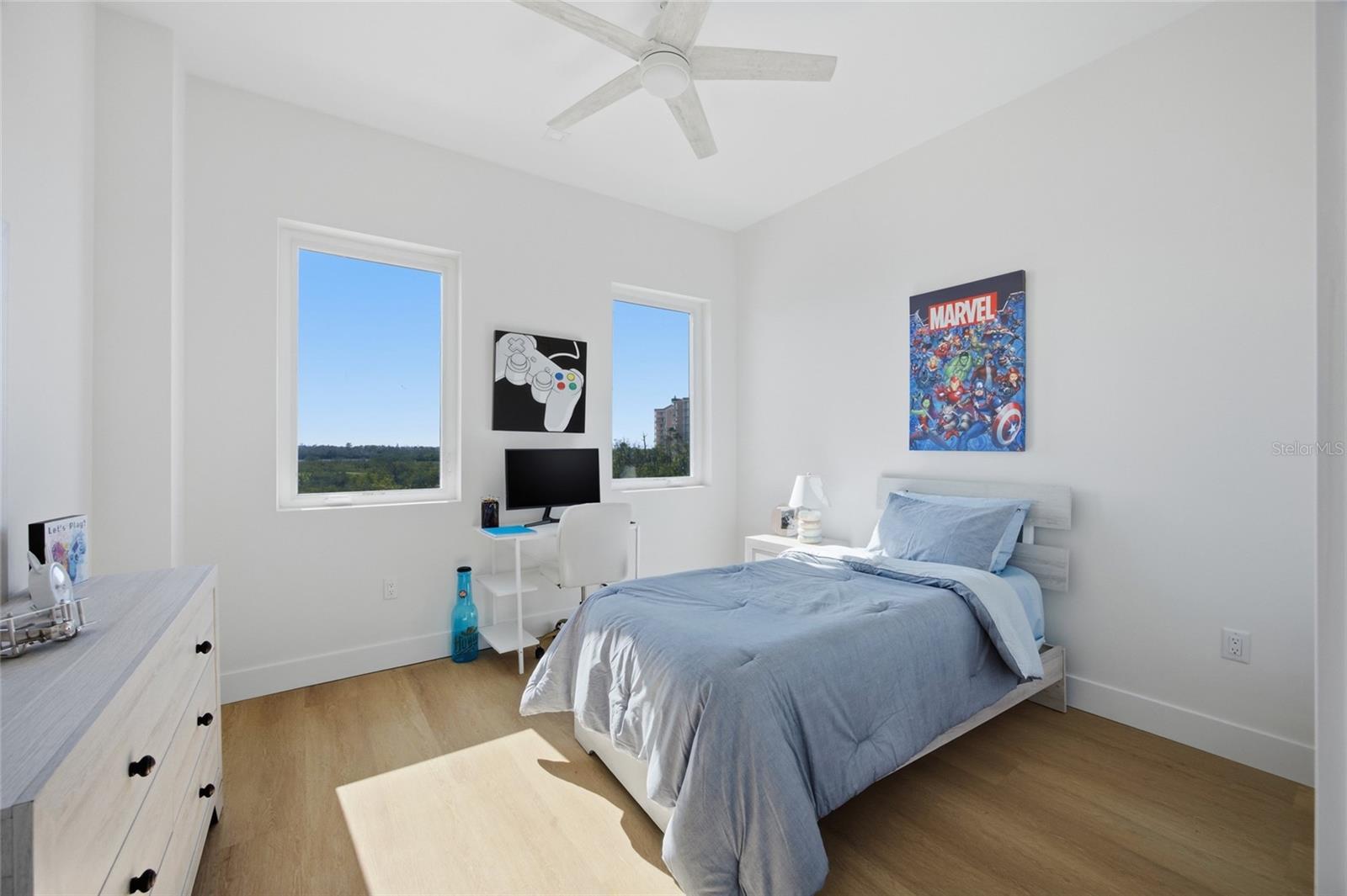 AQUA RESERVE TOWNHOMES - Residential