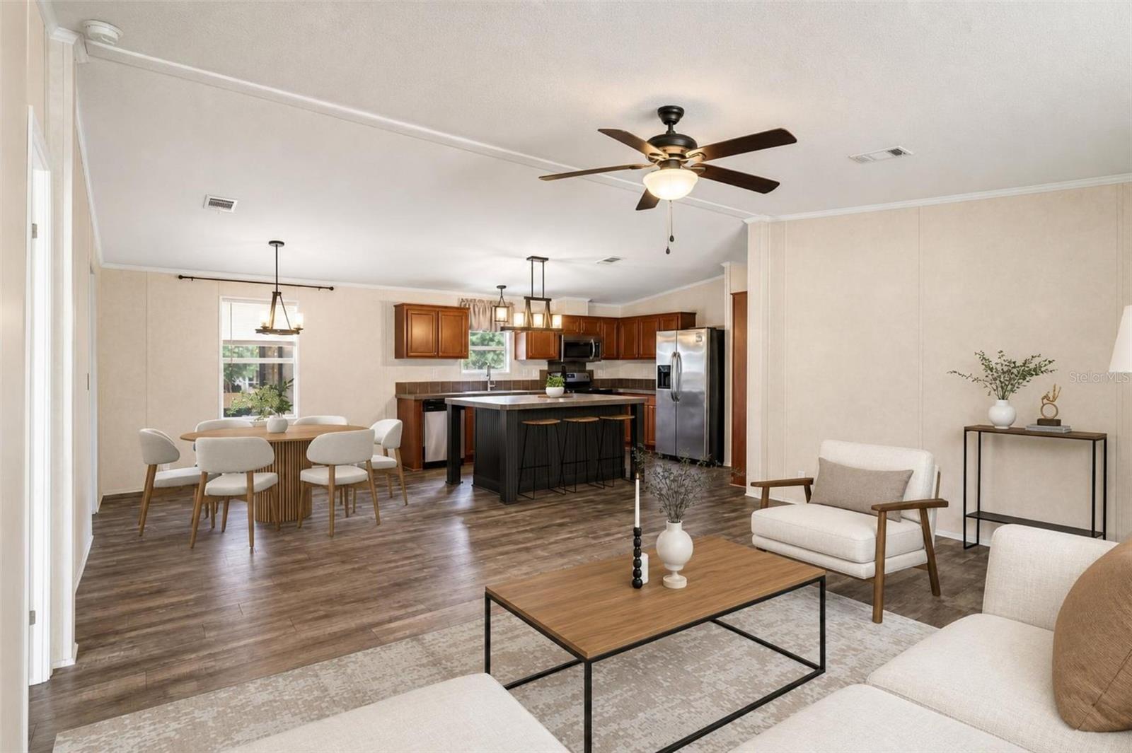136 CREEKWOOD RUN
