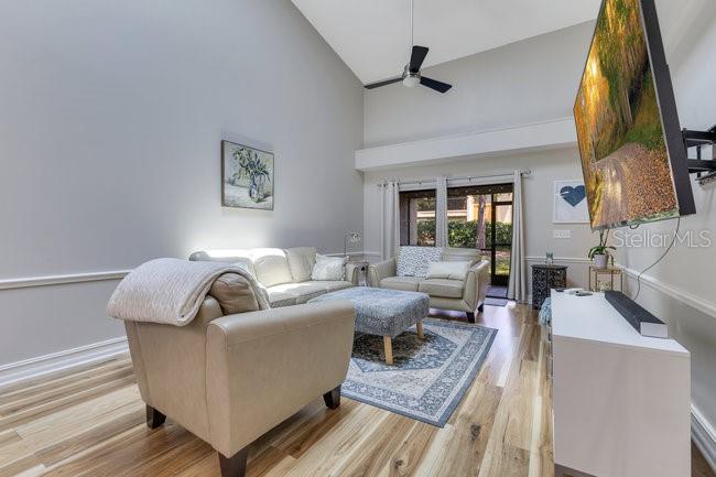 SANDPOINTE TWNHS SEC 05 - Residential Lease