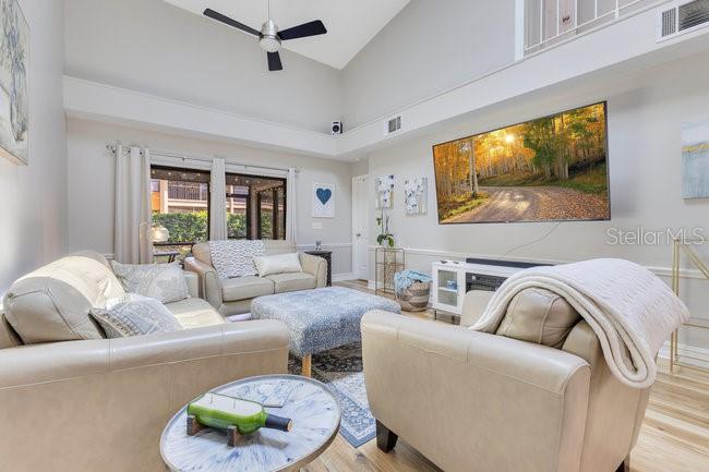 SANDPOINTE TWNHS SEC 05 - Residential Lease