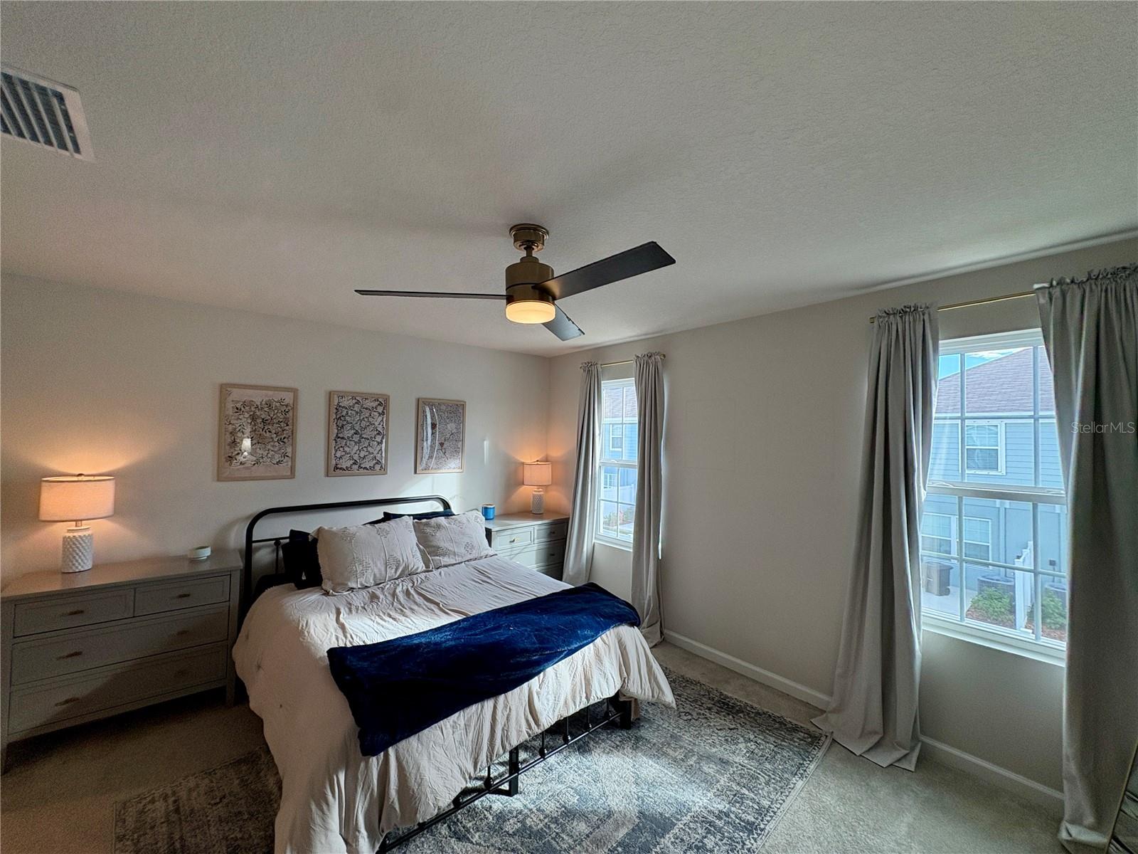 AVALON WOODS PH II - Residential Lease