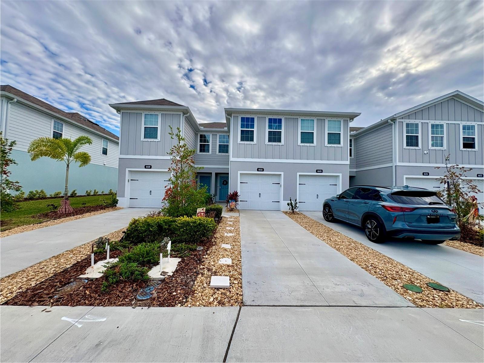 AVALON WOODS PH II - Residential Lease